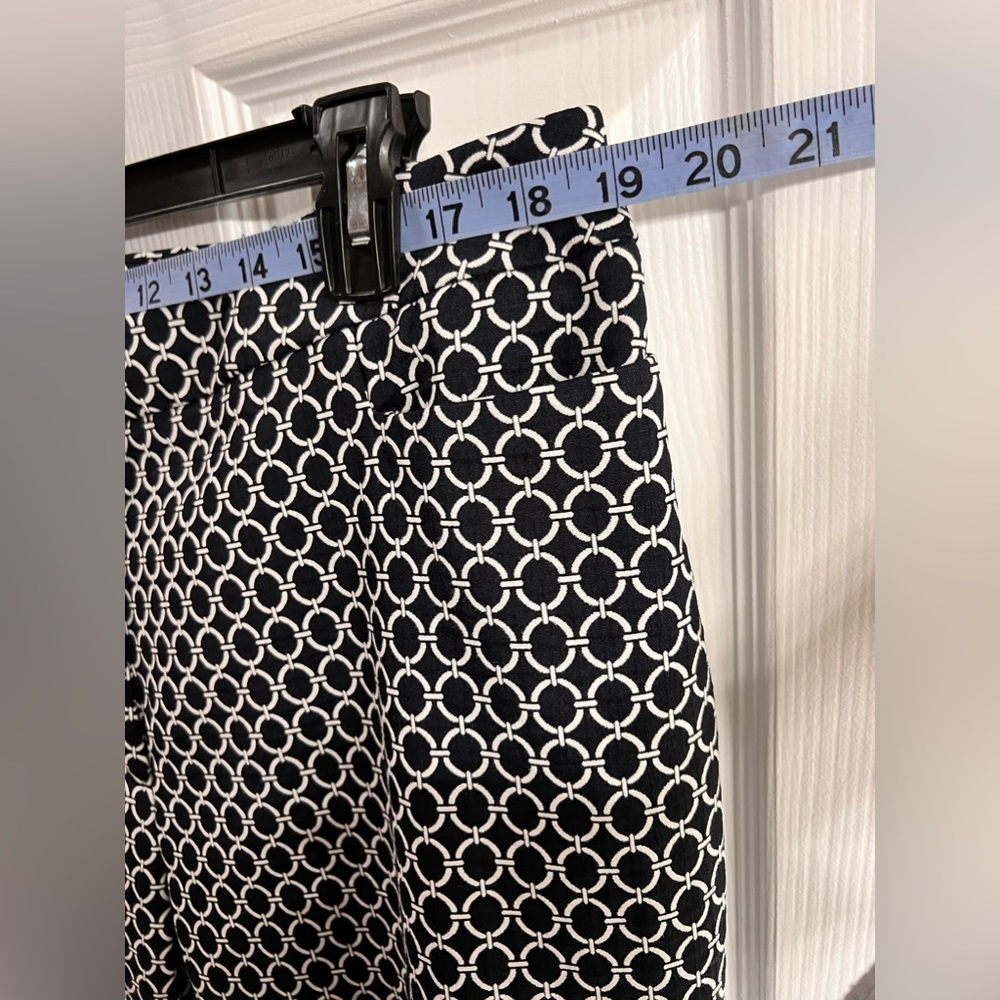 Talbots Navy and White Patterned Ankle Pants - Picture 4 of 5
